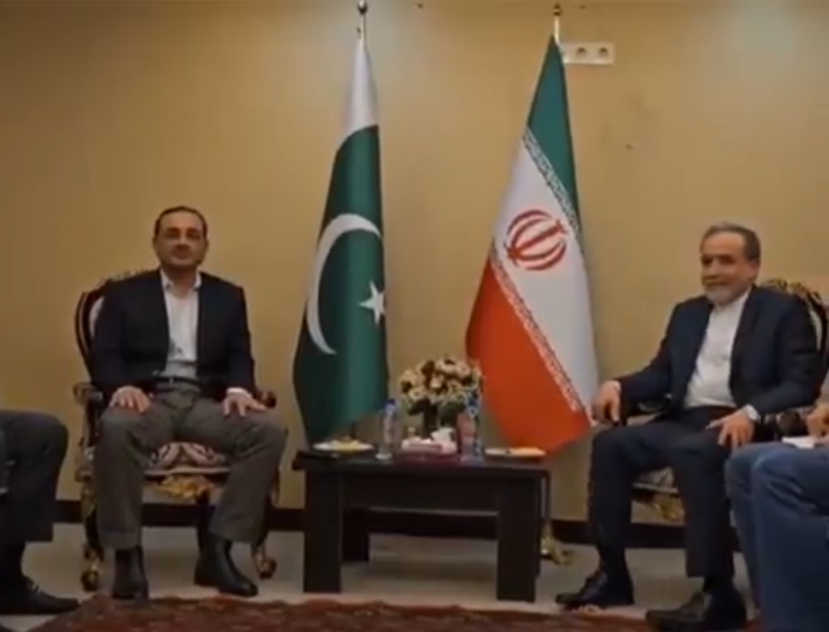 Iran alza il livello dello scontro minacciando di bloccare il Golfo mentre il Pakistan tenta un'ultima mediazione tra Teheran e Washington