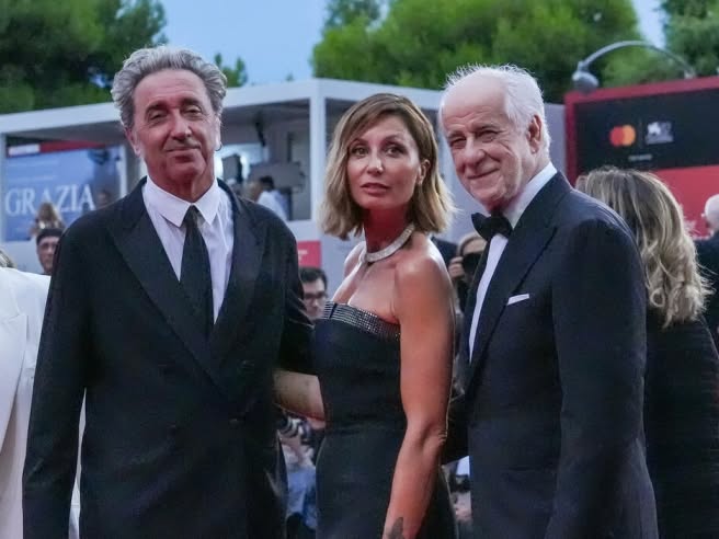 Trionfo Sorrentino ai Nastri d’Argento 2026: “La Grazia” conquista otto premi, a Checco Zalone il Nastro dell’Anno