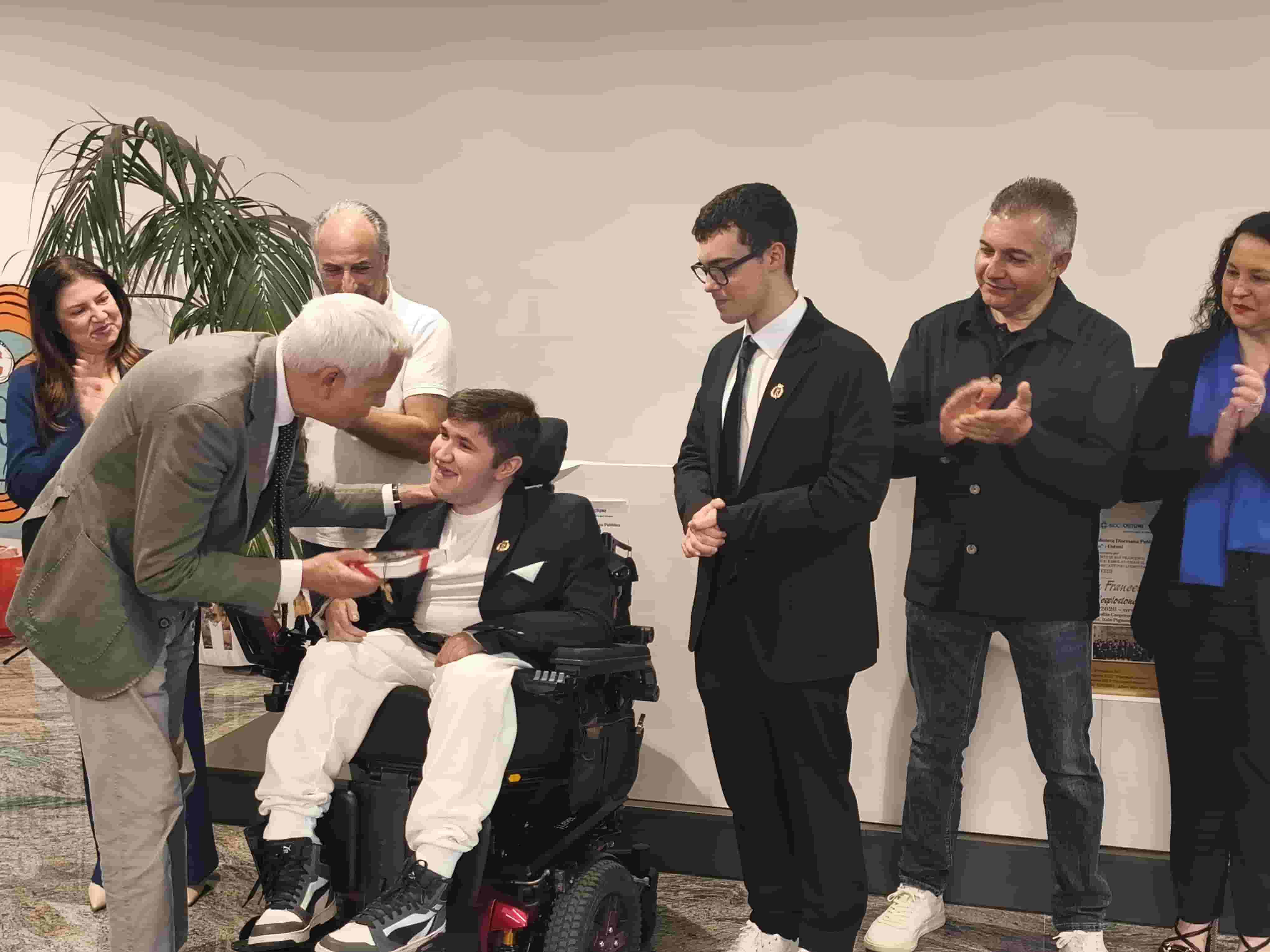 San Francesco, gli Alfieri della Repubblica e il Coro “Antonio Legrottaglie”, la Banca di Credito Cooperativo di Ostuni ha celebrato valori, musica e comunità
